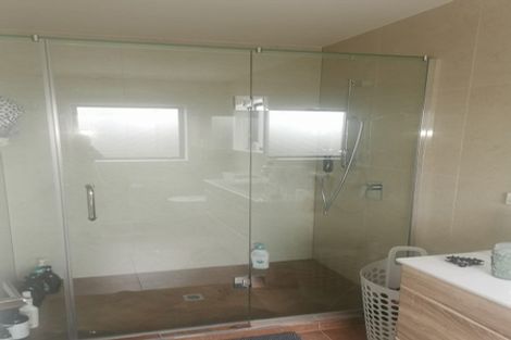 Photo of property in 73d Clevedon Road, Papakura, 2110