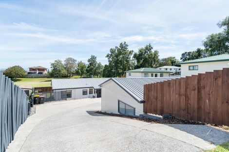 Photo of property in 4 Meander Drive, Welcome Bay, Tauranga, 3112