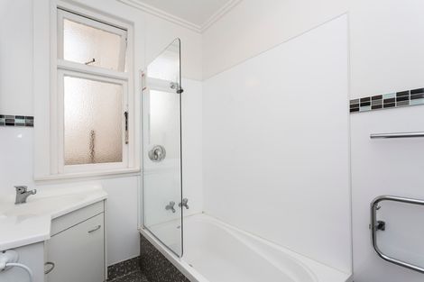 Photo of property in 74 Cutten Street, South Dunedin, Dunedin, 9012