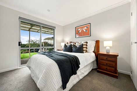 Photo of property in 32 Grace James Road, Pukekohe, 2120