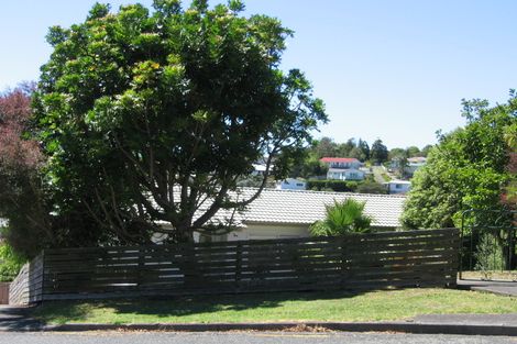 Photo of property in 109 Kia Ora Road, Beach Haven, Auckland, 0626