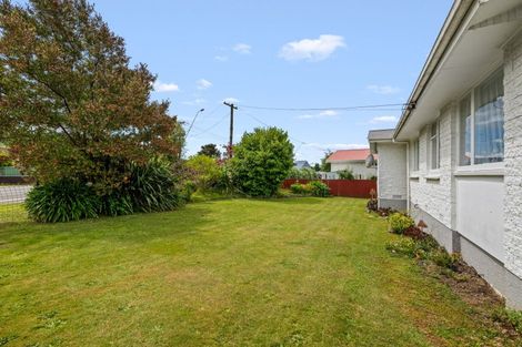 Photo of property in 14 Wairau Road, Picton, 7220