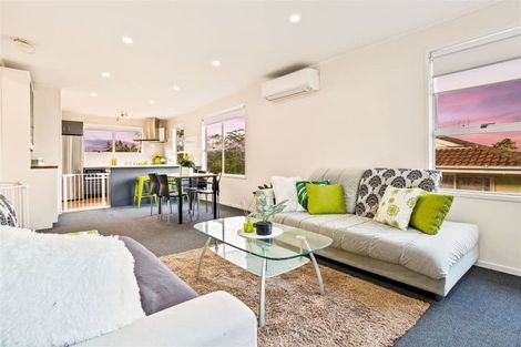 Photo of property in 4 Gallony Avenue, Massey, Auckland, 0614