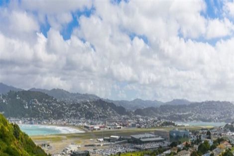 Photo of property in 18 Ahuriri Street, Strathmore Park, Wellington, 6022