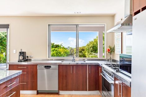 Photo of property in 12 Salem Place, Torbay, Auckland, 0630