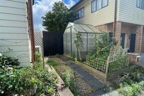Photo of property in 402 East Tamaki Road, East Tamaki, Auckland, 2013