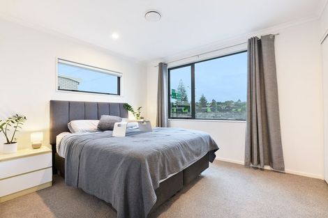 Photo of property in 32a Titoki Street, Te Atatu Peninsula, Auckland, 0610