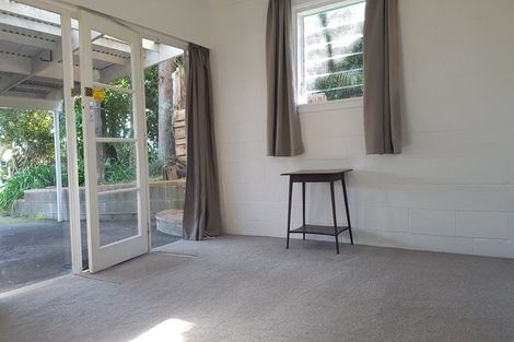 Photo of property in 51 Toroa Street, Torbay, Auckland, 0630