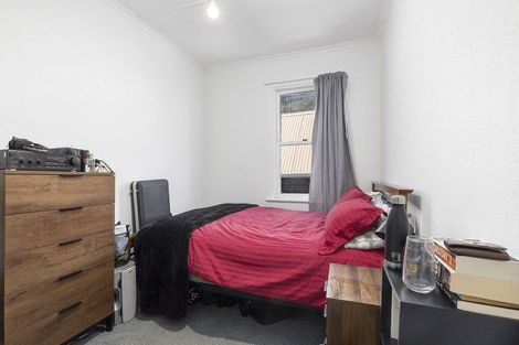 Photo of property in 96 Pirie Street, Mount Victoria, Wellington, 6011