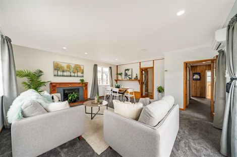 Photo of property in 54 Routley Crescent, Elderslea, Upper Hutt, 5018