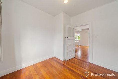 Photo of property in 1-2/6a Pohutukawa Street, Woburn, Lower Hutt, 5010