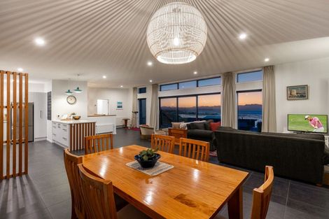 Photo of property in 3 Lighthouse View, Atawhai, Nelson, 7010