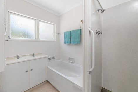 Photo of property in 11 Clifton Terrace, Brookfield, Tauranga, 3110