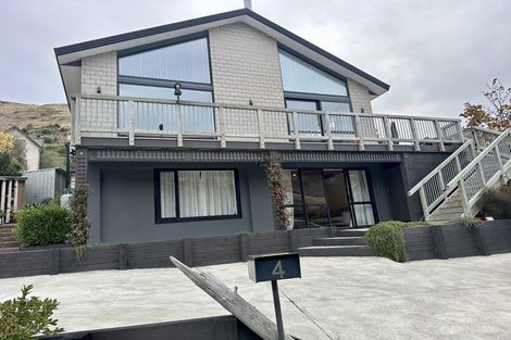 Photo of property in 4 Heathvale Place, Heathcote Valley, Christchurch, 8022