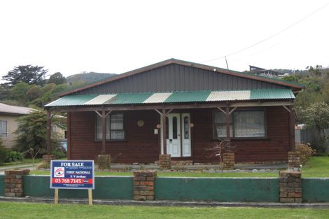 Photo of property in 16 Hall-jones Street, Runanga, 7803