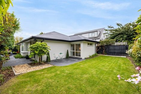 Photo of property in 11 Kotare Street, Fendalton, Christchurch, 8041