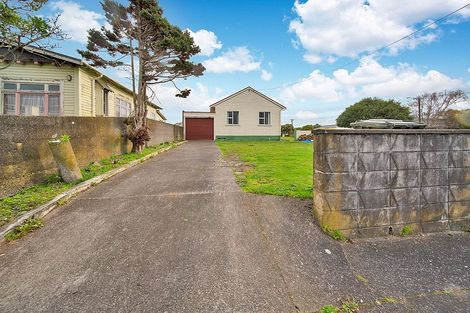 Photo of property in 12 Clive Street, Hawera, 4610