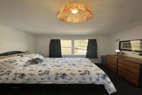 Photo of property in 2 Taupo Crescent, Plimmerton, Porirua, 5026