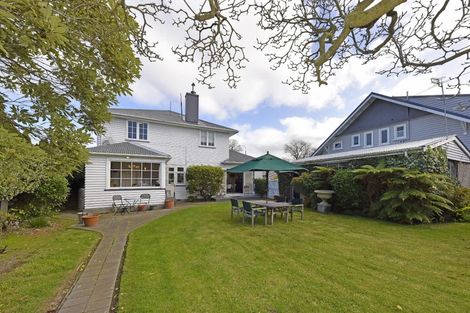 Photo of property in 374 Papanui Road, Strowan, Christchurch, 8052