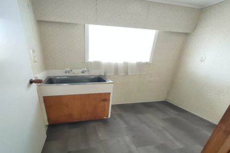 Photo of property in 29 Von Sturmer Street, Mangere East, Auckland, 2024