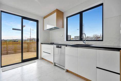 Photo of property in 36 Corporal Street, Papakura, 2110