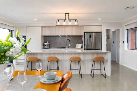 Photo of property in 43 Seachange Drive, Leamington, Cambridge, 3432