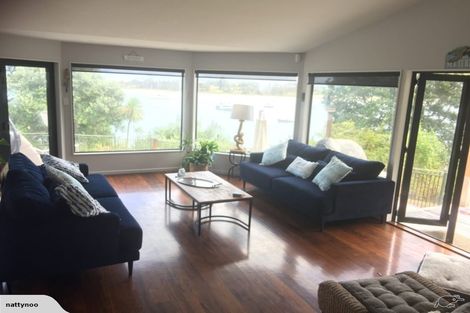 Photo of property in 9a Beach Haven Road, Beach Haven, Auckland, 0626