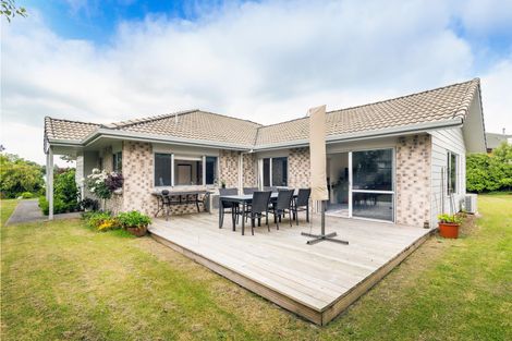 Photo of property in 2/24 Robinson Terrace, Rangatira Park, Taupo, 3330