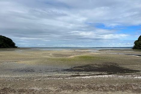 Photo of property in 4 Mceldowney Road, Titirangi, Auckland, 0604