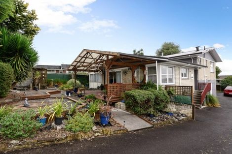 Photo of property in 79 Tuhikaramea Road, Dinsdale, Hamilton, 3204