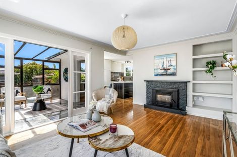 Photo of property in 35 Tampin Road, Hillpark, Auckland, 2102