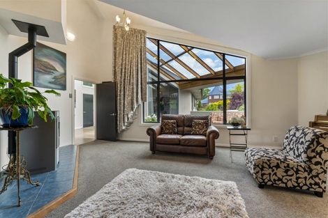 Photo of property in 10 Sunninghurst Drive, Fairfield, Dunedin, 9018