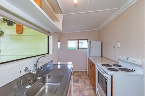 Photo of property in 55 Koputara Road, Himatangi Beach, Foxton, 4891