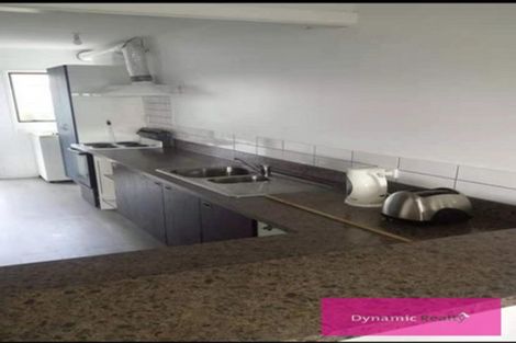 Photo of property in 2/43 Brockworth Place, Riccarton, Christchurch, 8011