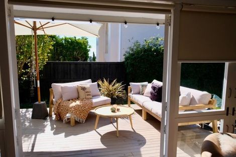 Photo of property in 1/281 Beach Road, Campbells Bay, Auckland, 0630