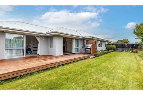 Photo of property in 132 Beach Road, North New Brighton, Christchurch, 8083