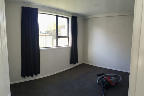 Photo of property in 7b Phillip Street, Johnsonville, Wellington, 6037