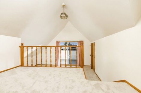 Photo of property in 77 Deep Creek Road, Waiake, Auckland, 0630