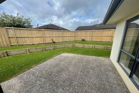 Photo of property in 1 Kellaway Drive, East Tamaki, Auckland, 2013