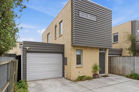 Photo of property in 6b Burdale Street, Riccarton, Christchurch, 8011