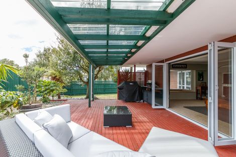 Photo of property in 19 Humphries Place, Awapuni, Palmerston North, 4412