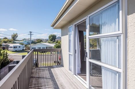 Photo of property in 115 Alexander Road, Raumati Beach, Paraparaumu, 5032