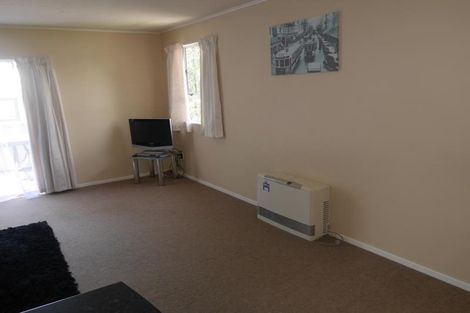 Photo of property in 25 Hartford Crescent, Totara Park, Upper Hutt, 5018
