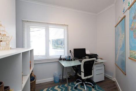 Photo of property in 6 Polson Hill Drive, Aokautere, Palmerston North, 4471