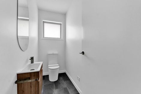 Photo of property in 7 Pembroke Road, Pembroke, Stratford, 4332