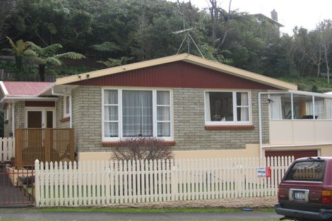 Photo of property in 44 Pembroke Street, Westown, New Plymouth, 4310