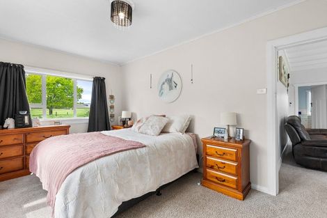 Photo of property in 18 Ngarua Road, Waitoa, 3310