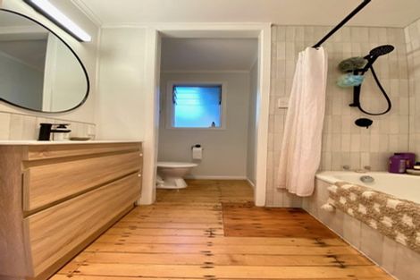 Photo of property in 1/41 Brandon Road, Glen Eden, Auckland, 0602