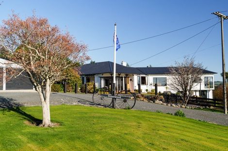 Photo of property in 739 Purakaunui Falls Road, Tarara, Owaka, 9586