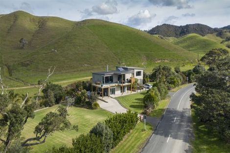 Photo of property in 231 Rockell Road, Whananaki, Hikurangi, 0181